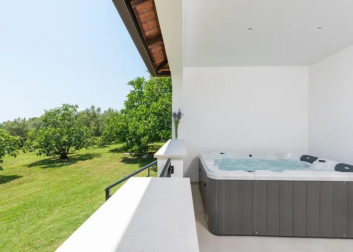 Casa vacanze Saladinka With Whirlpool *